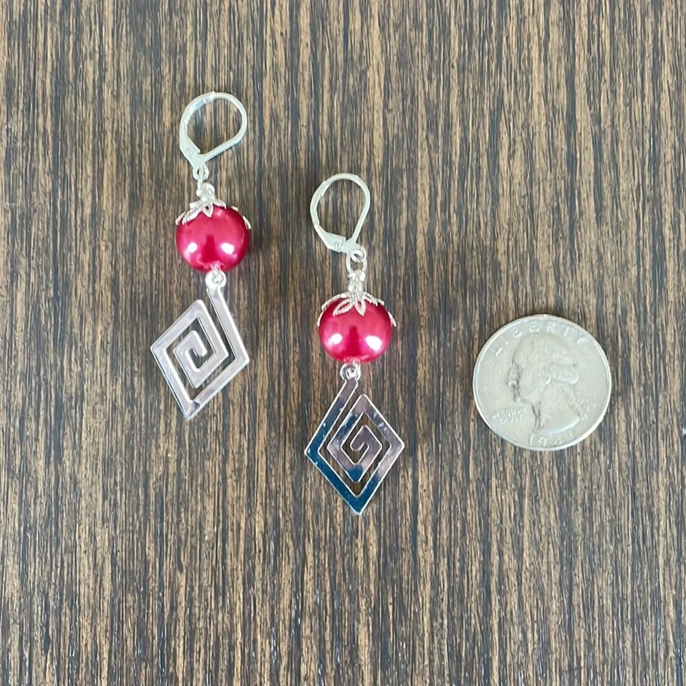 HAND CRAFTED EARRINGS Red Glass Pearls Silver Diamond Design Charms